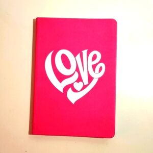 ❤️TORRID NOTEBOOK JOURNAL "LOVE" DIARY FAUX VEGAN LEATHER - PINK HEART
